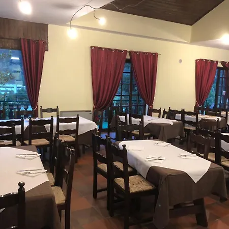 Le Rocce Rosse Apartmanhotel *